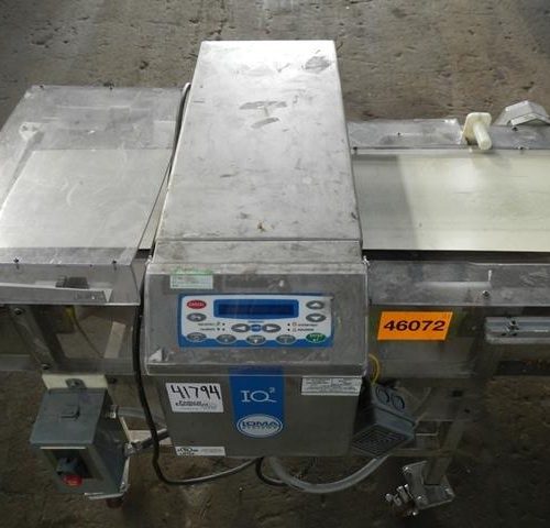 Loma Model IQ2 13 3/4 in W x 2 in H Aperature Conveyorized Metal Detector