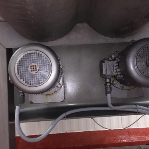 A One Model MB2360A 1,500 Pound Capacity Dual Shaft S/S Ribbon Blender