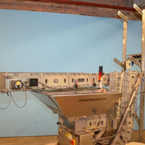 Resina Model NRU40 (8) Quill Inline Spindle Capper with Cap Orientor and Hopper