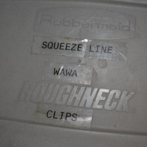 Nalbach NECSORT72RH Bottle Unscrambler with Bulk Hopper and a TON of Change Parts