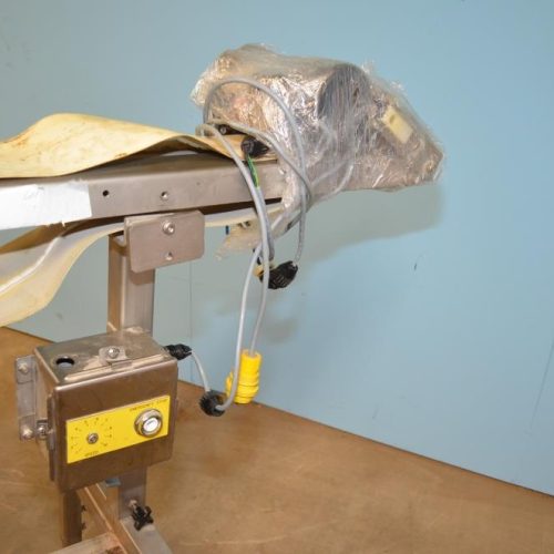 Ross Industries Model VSC66 6 in W x 75 in L Powered Vinyl Flat Belt Conveyor