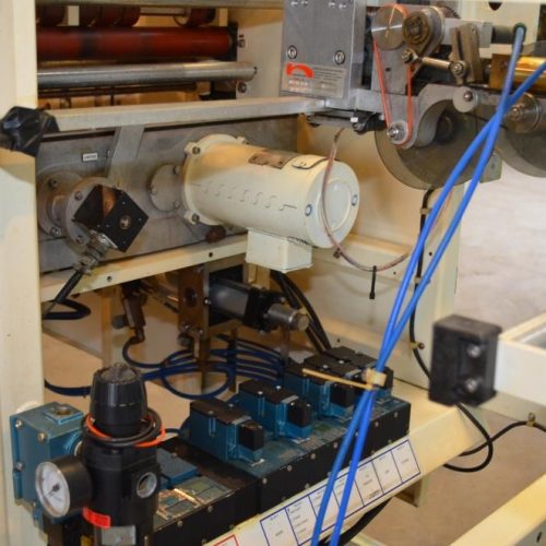 Hayssen 1216HR 60 ppm VFFS with Speedee Volumetric Filler and Registration and Coder