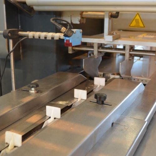 PFM Model Pearl Horizontal 120ppm Wrapper with Registration and No Product, No Fill
