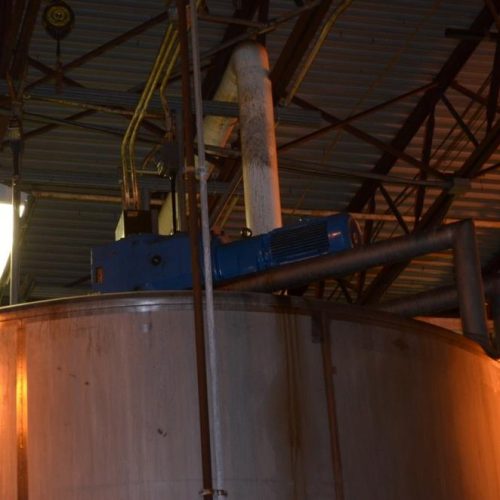 9,110 Gallon Mueller S/S Vertical Ammonia Jacketed Agitated Silo