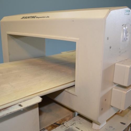 Bunting Model MN52C600200 23 3/4 in W x 7 in H Aperture Conveyorized Metal Detector