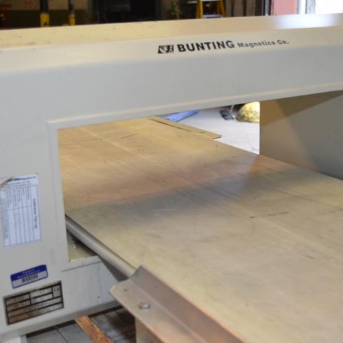 Bunting Model MN52C600200 23 3/4 in W x 7 in H Aperture Conveyorized Metal Detector