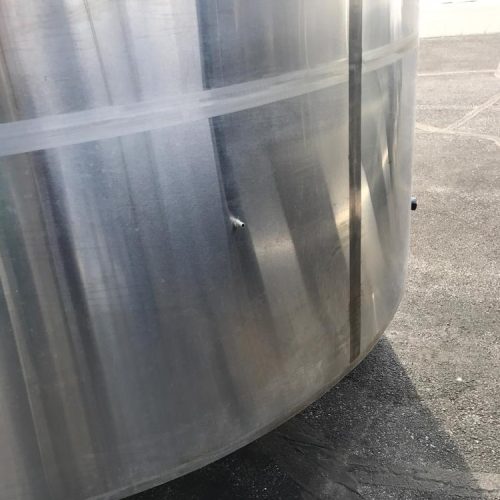 UNUSED 1,650 Gallon Vertical S/S Insulated Tank