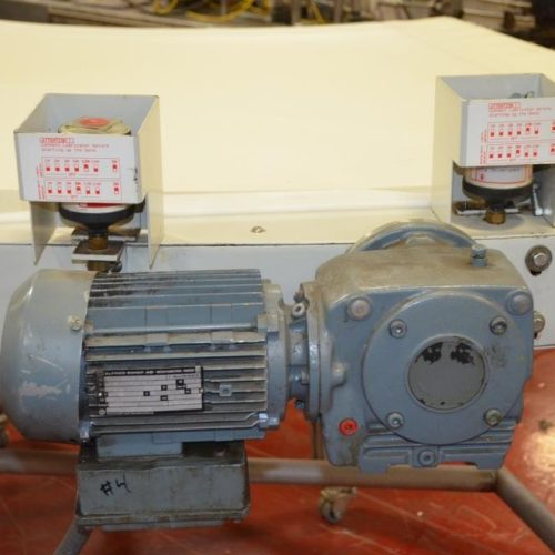 Transver Model 2830 Powered 90 Degree Flat Belt Transfer Conveyor