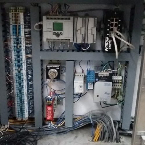 Adco Model 15DBC105WD Horizontal Hot Melt Cartoner with Nordson Hot Glue System