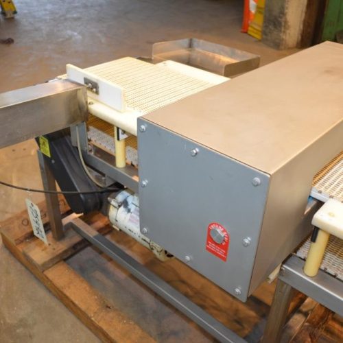 Loma Model IQ2 S/S 14 in W x 3 in H Aperture Metal Detector With Pneumatic Ram Reject