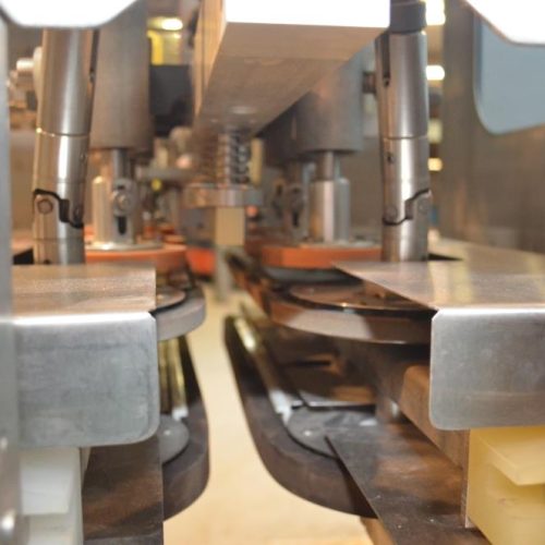 Pack West Model Auto120 (6) Quill 200 CPM Inline Spindle Capper