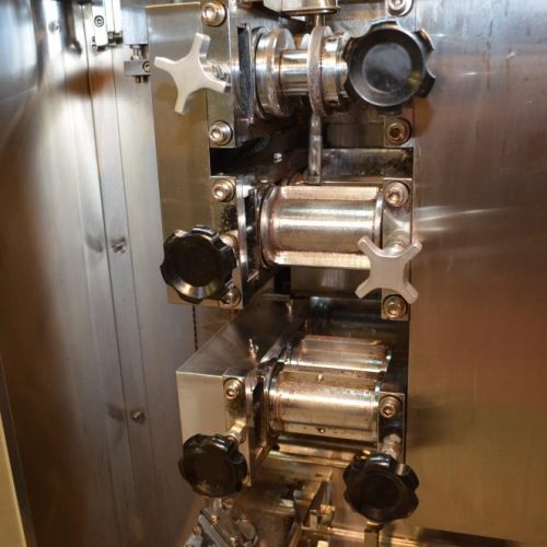 Accutek Model 48FFS000 4 Sided Single Use Packet 100 PPM S/S VFFS Machine