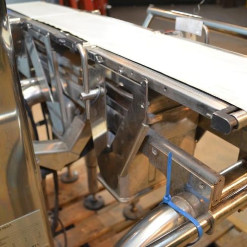 Ishida Model DACSGF03023SSIH, 3,000 Gram, 340 PPM S/S Checkweigher
