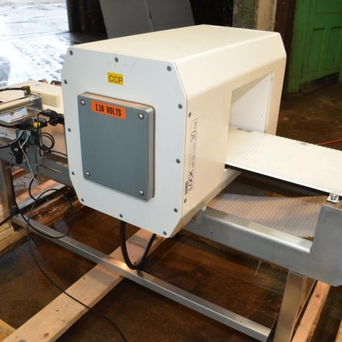 Lock MetalChek30CXE 12 in W x 9 in H Aperture Conveyorized Metal Detector with reject