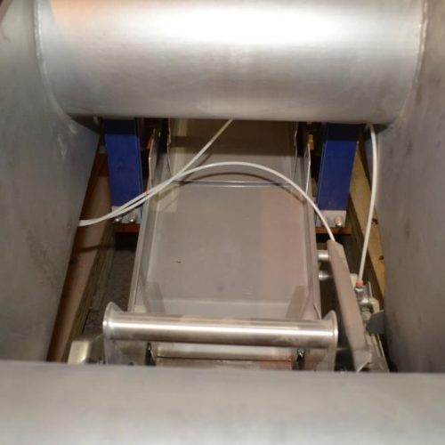 Key Model S1013274-1 Iso Flo 14 in W x 89 in L S/S Vibratory Distribution Conveyor