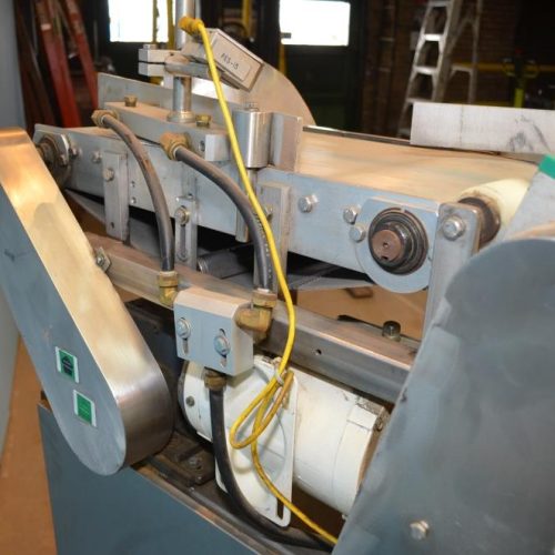 TMC 12 in W x 139 in L Plastic Interlocking Chain Incline Conveyor