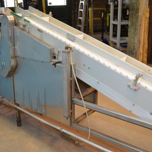 TMC 12 in W x 139 in L Plastic Interlocking Chain Incline Conveyor
