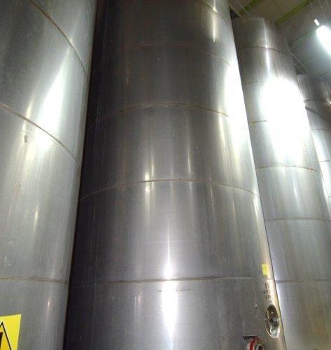 19,500 Gallons Capacity (Approx.) Vertical S/S Single Wall Tank