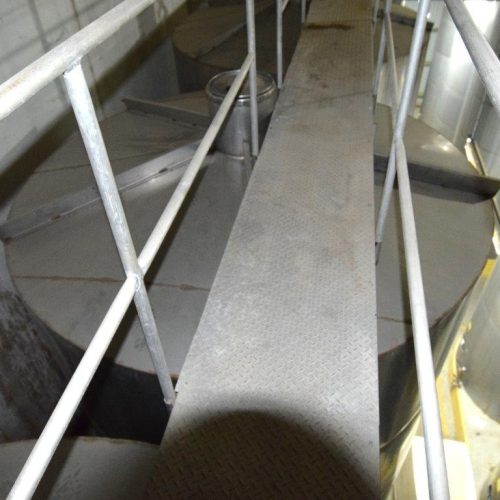 19,500 Gallons Capacity (Approx.) Vertical S/S Single Wall Tank