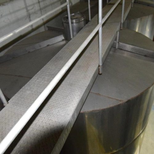 19,500 Gallons Capacity (Approx.) Vertical S/S Single Wall Tank