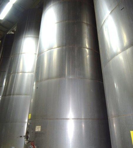 19,500 Gallons Capacity (Approx.) Vertical S/S Single Wall Tank