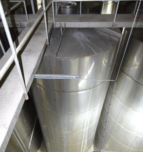 19,500 Gallons Capacity (Approx.) Vertical S/S Single Wall Tank