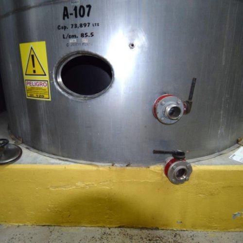 19,500 Gallons Capacity (Approx.) Vertical S/S Single Wall Tank