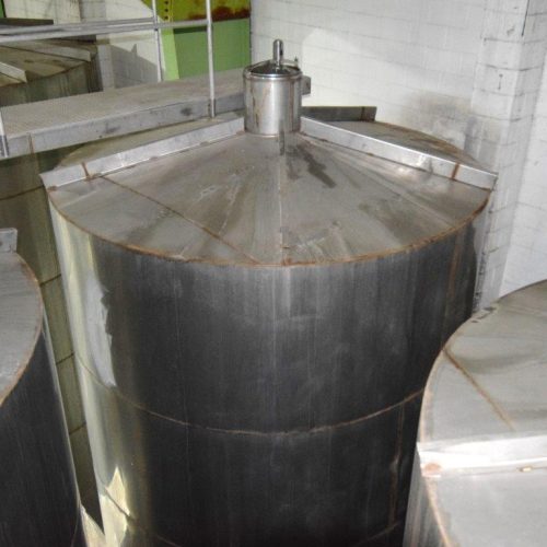 19,500 Gallons Capacity (Approx.) Vertical S/S Single Wall Tank