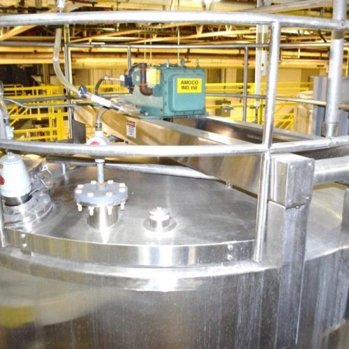 8,000 Gallon Northland Vertical S/S Single Wall Agitated Tank