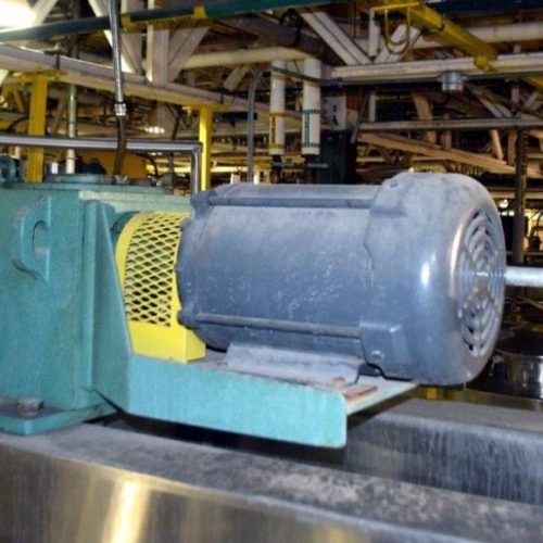 8,000 Gallon Northland Vertical S/S Single Wall Agitated Tank