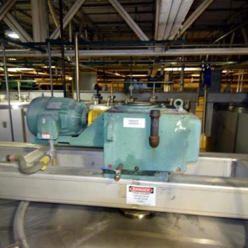 8,000 Gallon Northland Vertical 316 S/S Single Wall Agitated Tank