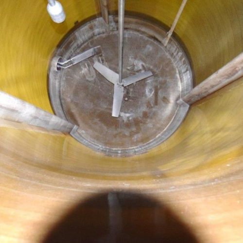 8,535 Gallon Warner Model CCDV108535 Vertical Agitated Fiberglass Tank