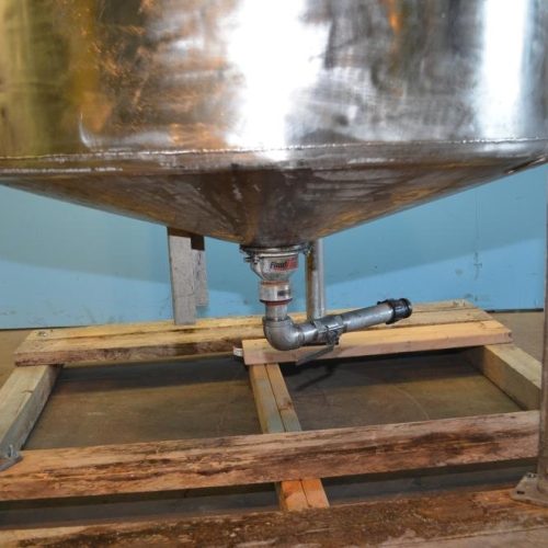 400 Gallon Feldmeier S/S Vertical Single Wall Tank