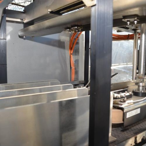 Hartness Model 835 30 CPM Drop Case Packer with Oscillating High Speed Laner