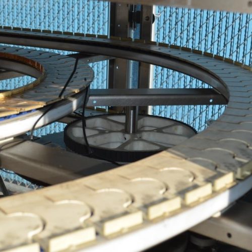 Hartness Model Dynac 6400CS (7) Tier 4in W Single File Spiral Accumulation Conveyor