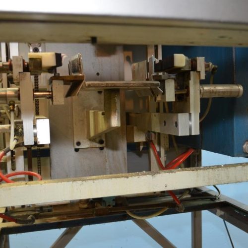 Sterling Manufacturing Model 1000 30 BPM Stretch Sleever Labeler