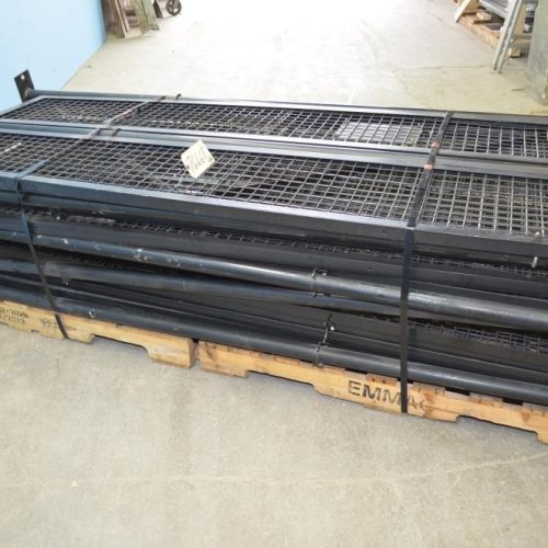 Lantech Model S300 35 LPH Straddle Style Pallet Stretch Wrapper