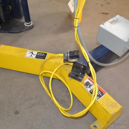 Lantech Model S400 35 LPH Straddle Style Pallet Stretch Wrapper