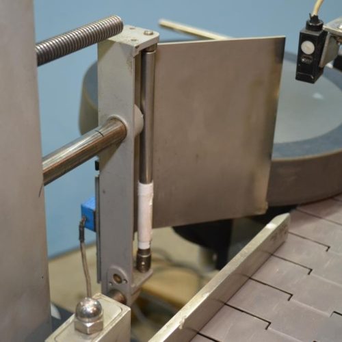 CLI Model UNI310 Wraparound 275 CPM Pressure Sensitive Labeler