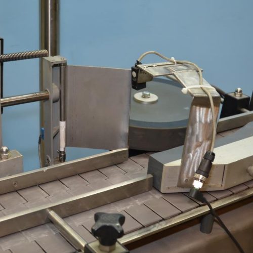 CLI Model UNI310 Wraparound 275 CPM Pressure Sensitive Labeler