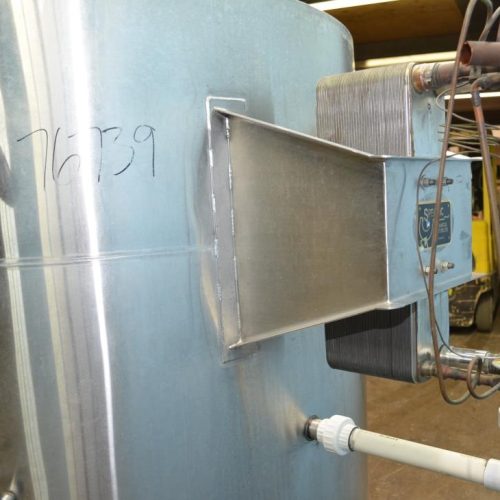 700 Gallon S/S Vertical Single Wall Insulated Tank