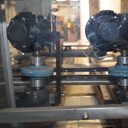 QLC High Speed Servo Driven Bottom Labeler with Label Aire 3115 Redundant Heads