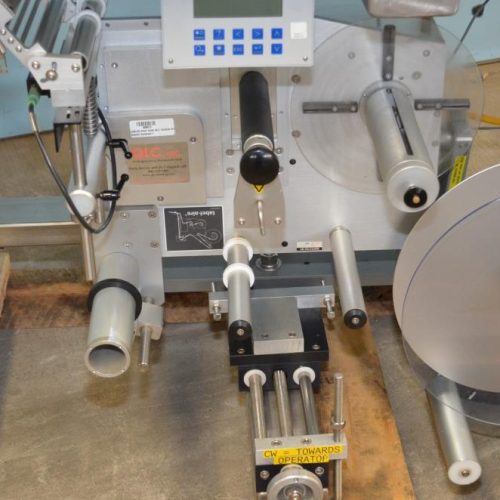QLC High Speed Servo Driven Bottom Labeler with Label Aire 3115 Redundant Heads