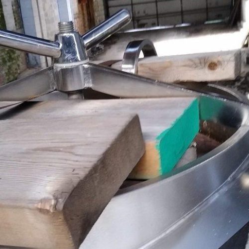 1,200 Gallon CVC 316 S/S Vertical Single Wall Bottom Turbine Agitated Tank