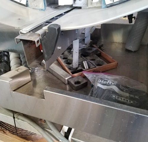 McBrady Model 200 72 in Diameter 200 BPM Orbital Bottle Rinser