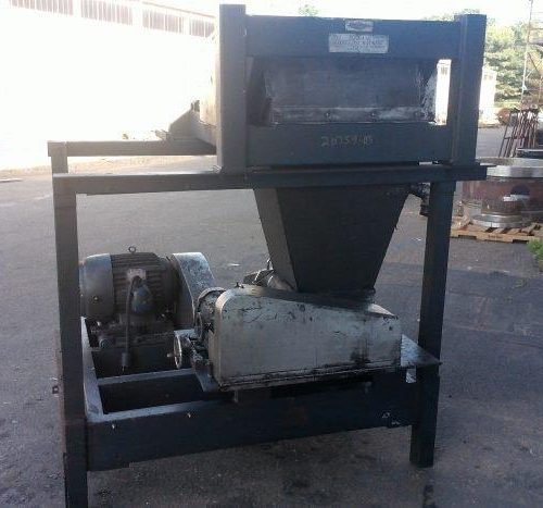 Fitzpatrick Model DKAS012 S/S Twin Screw Feed 12 in Wide Body Mill