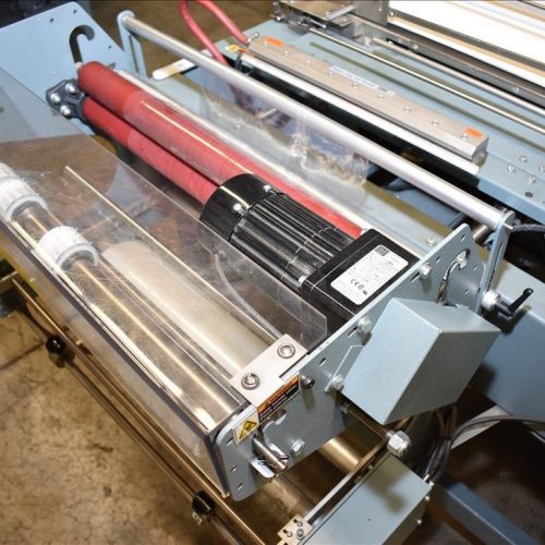 Shanklin Model A26A Automatic L-Bar Sealer with Model T7H Heat Shrink Tunnel