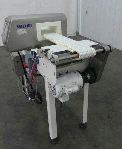 Mettler Toledo Safeline S/S 8 in W x 4 in H Aperture Conveyorized Metal Detector