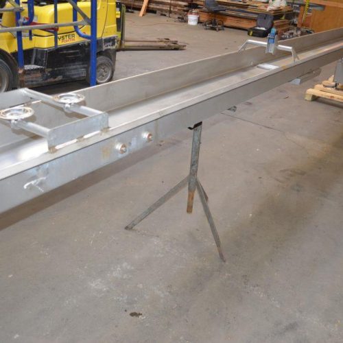 Heat and Control Model CBFB260E 15 in W x 20 ft L S/S Motion Pan Conveyor