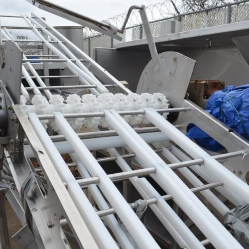 18 in W x 17 ft L S/S Sanitary Belt Incline Conveyor